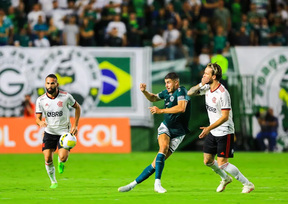 Thiago Maia e Léo Pereira