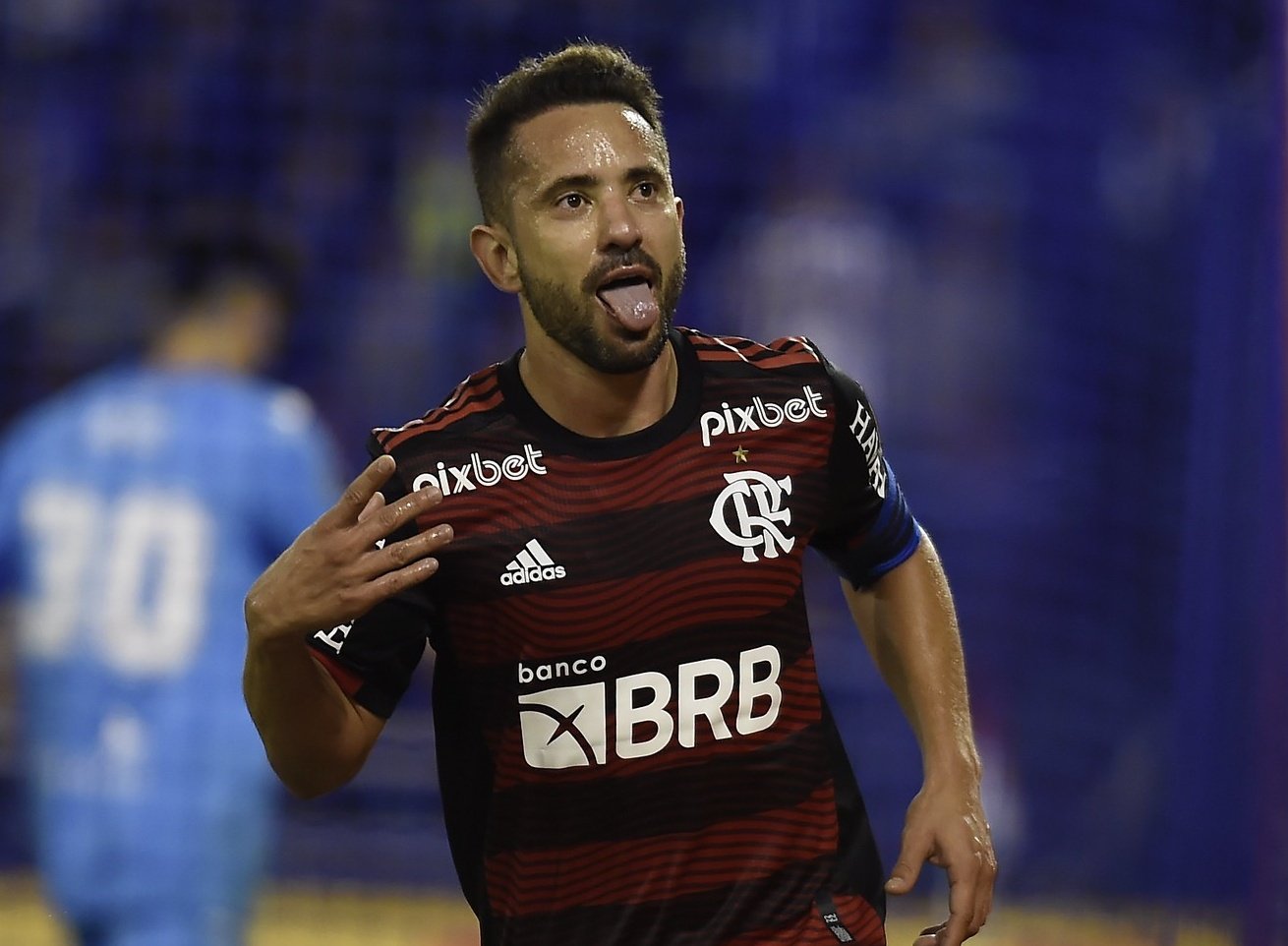 Everton Ribeiro Avisa Onde Quer Jogar Em E Informa O Chega Aos Bastidores Do Flamengo