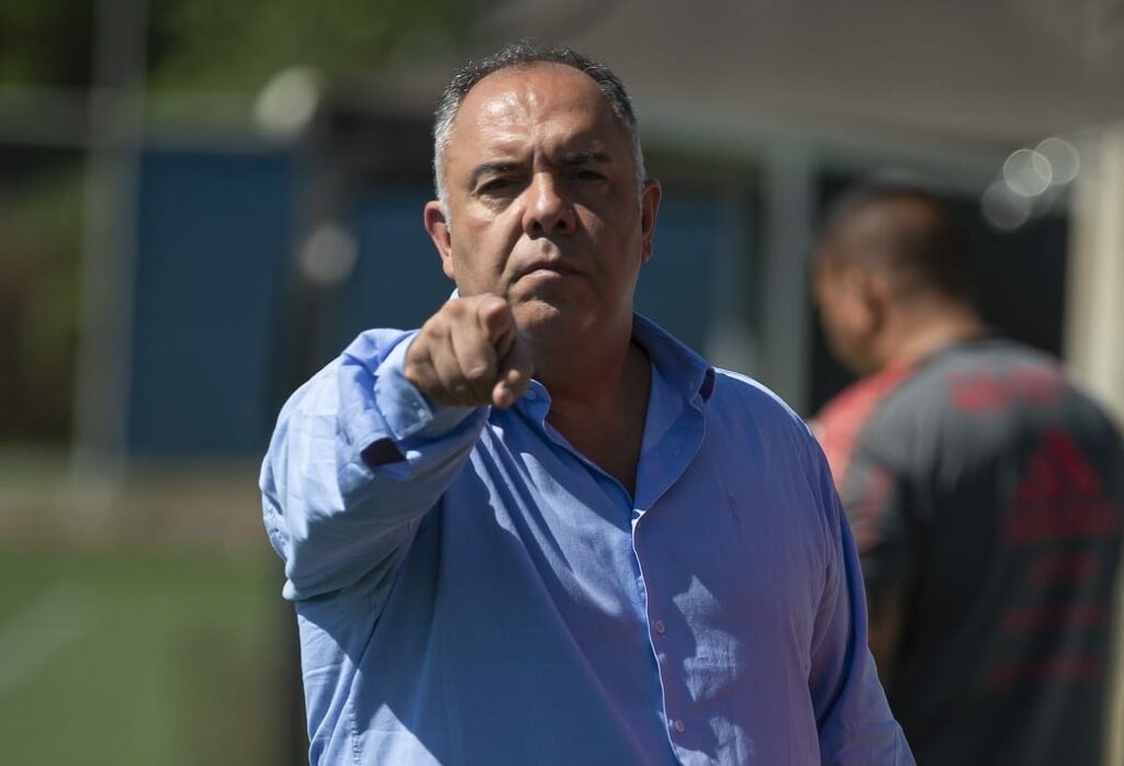 Foto: Alexandre Vidal / Flamengo - Vice do Flamengo autorizou a venda do volante que está fora dos planos do Flamengo