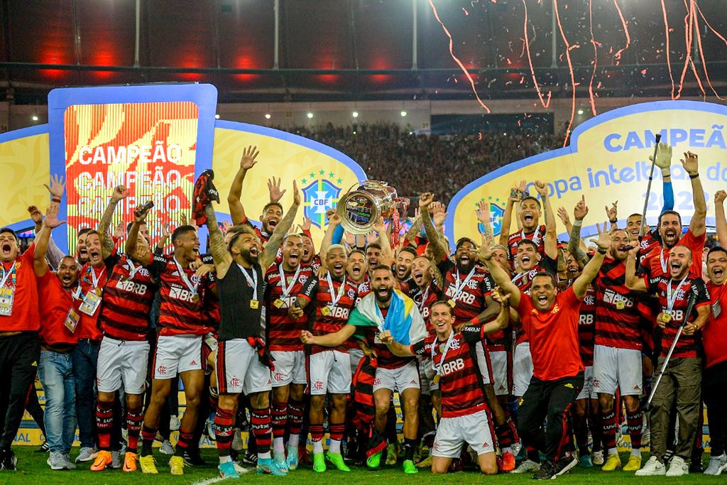 Malas prontas e adeus a Tite: Flamengo manda embora campeões