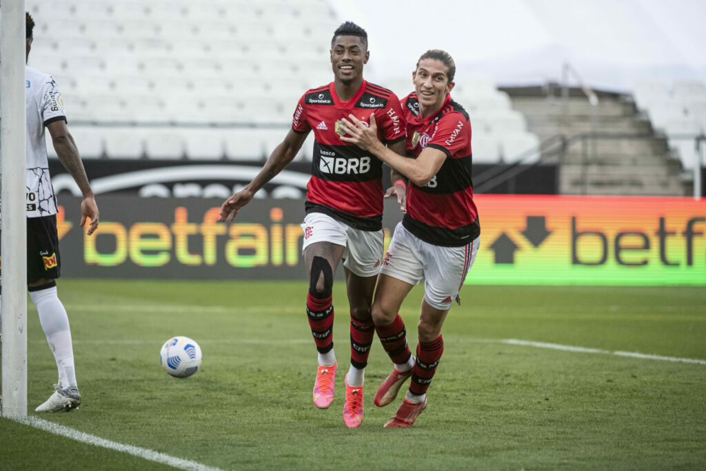 Bruno Henrique e Filipe Luís-