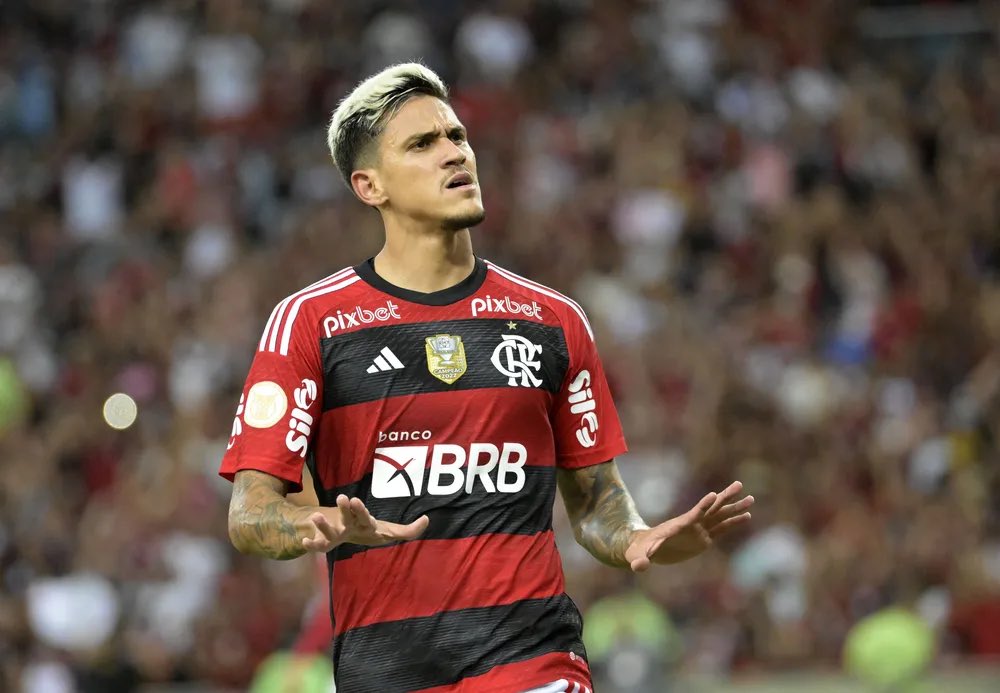 AGORA  Pedro é confirmado como titular em jogo do Flamengo após