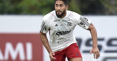 Titular 'às pressas' no Flamengo, Wesley é o jogador sub-20 mais