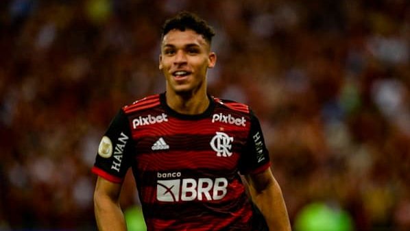 Foto: Marcelo Cortes/Flamengo - Jogador vê com bons olhos o acordo e Flamengo fica próximo de oficializar negociação