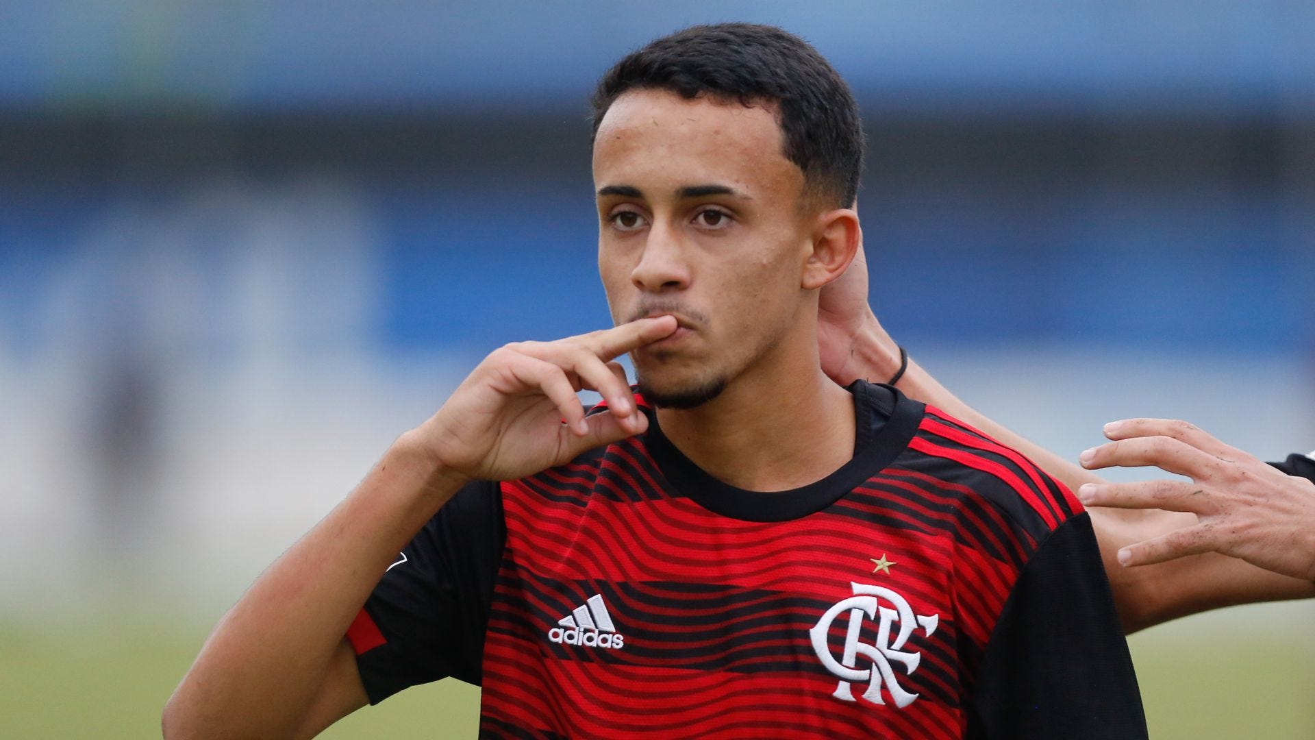 De volta ao Flamengo, Matheus Gonçalves projeta temporada 2024; “Espero ...