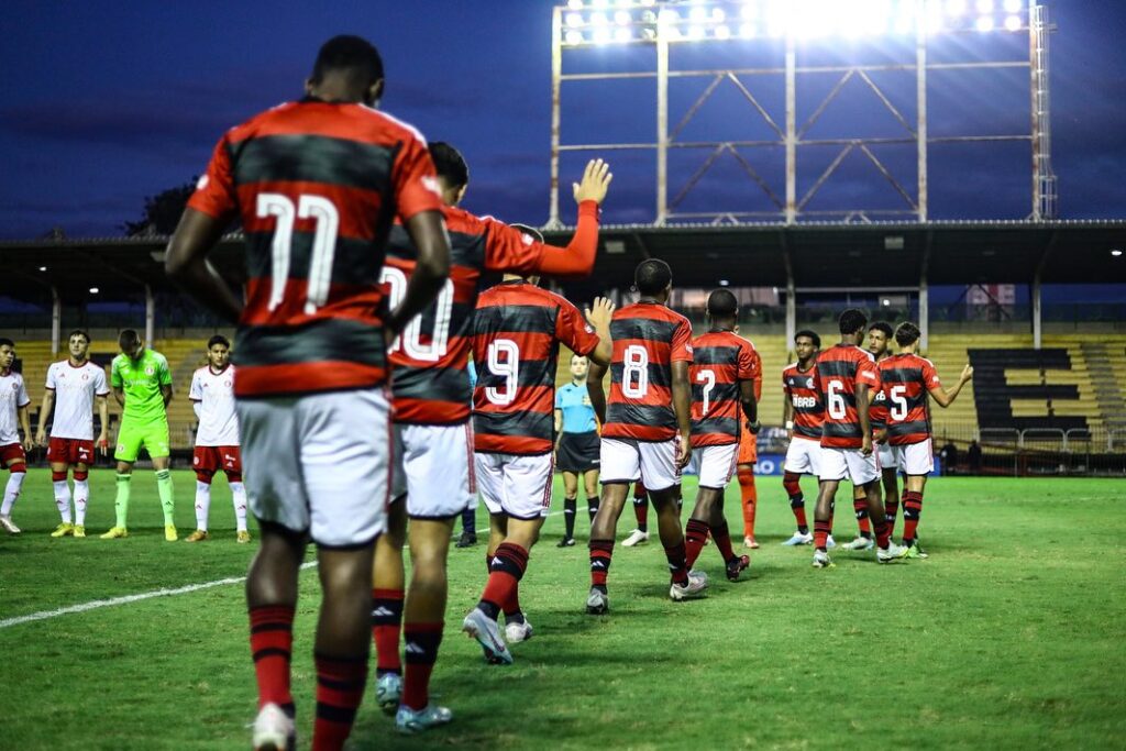 AO VIVO: Assista a Flamengo x Bragantino com o Coluna do Fla