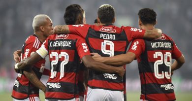 Por que Bruno Henrique e Ayrton Lucas desfalcam o Flamengo contra o  Athletico pelo Campeonato Brasileiro?