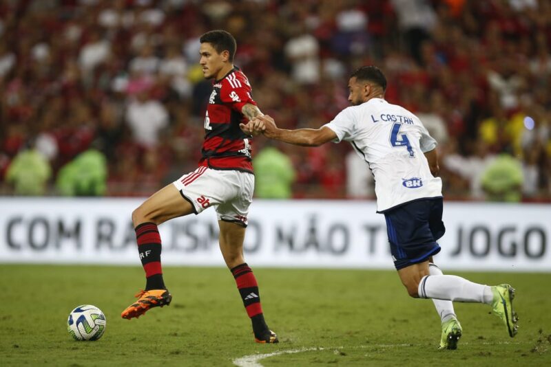 Flamengo x Cruzeiro - onde assistir ao vivo, horário do jogo e escalações
