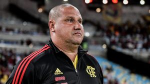 Mário Jorge, técnico 'interino' do Flamengo - Foto: Thiago Ribeiro/AGIF