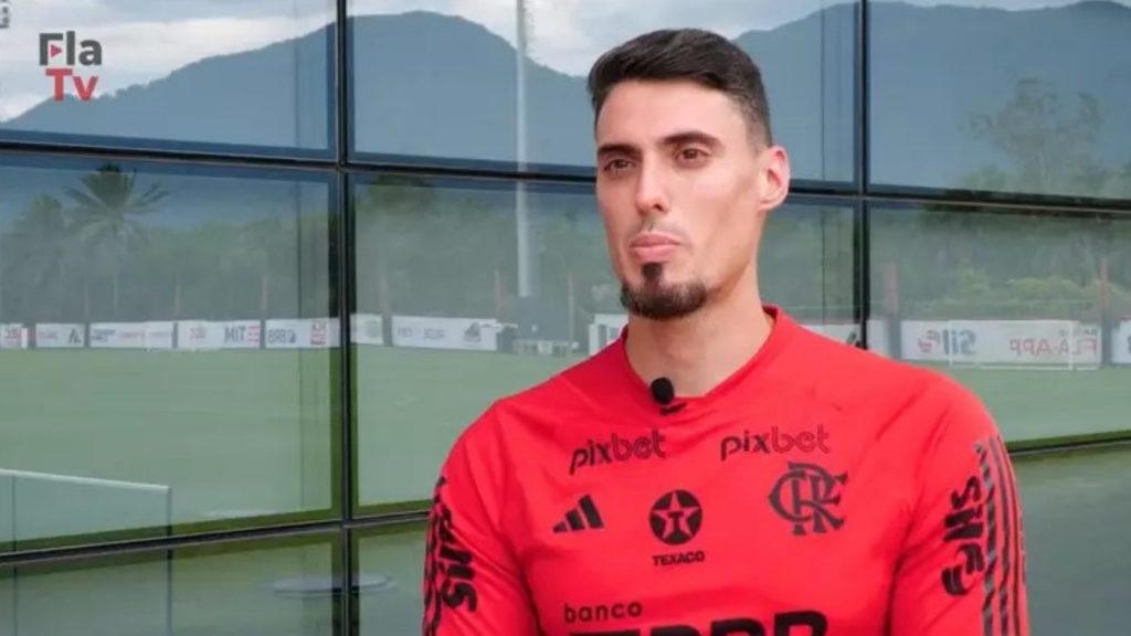 Matheus Bachi, filho de Tite e auxiliar técnico no Flamengo - Foto: Reprodução/Fla TV