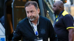 Foto: Fabio Giannelli/AGIF - Augusto Melo se posiciona sobre decisão da CBF após pedido do Flamengo