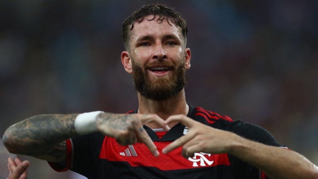 Léo Pereira vem sendo destaque do Flamengo - Foto: Gilvan de Souza/CRF