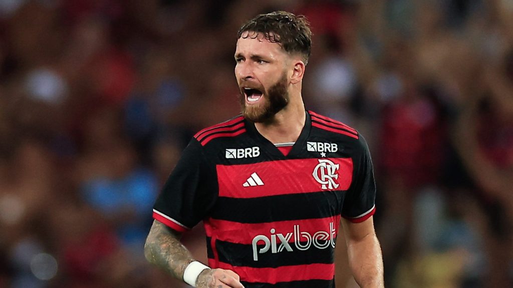 Léo Pereira, zagueiro do Flamengo - Foto: Buda Mendes/Getty Images