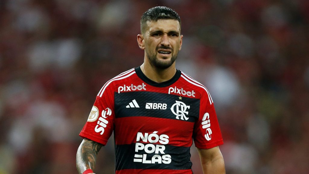 Arrascaeta, meia do Flamengo - Foto: Wagner Meier/Getty Images