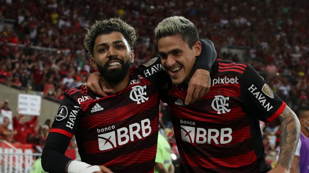 Gabigol e Pedro atuando pelo Flamengo - Foto: Buda Mendes/Getty Images