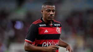 Foto: Thiago Ribeiro/AGIF - De la Cruz toma atitude importante nos bastidores do Flamengo