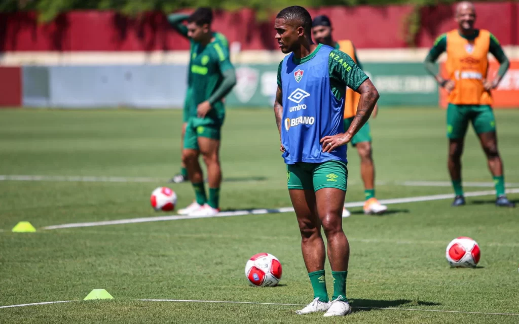 Douglas Costa está fora da semifinal contra o Flamengo
Marcelo Gonçalves / Fluminense

