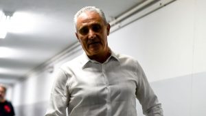 Foto: Marcelo Cortes /CRF - Comandante atendeu a necessidade de mudar nos bastidores para que o Flamengo apresentasse a evolução em campo