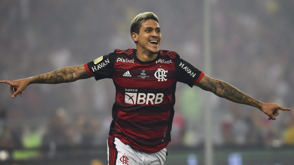 Foto: Marcelo Cortes / Flamengo - Pedro apresentou um desempenho abaixo no Flamengo, mas garantiu a vitória marcando o gol da classificação