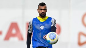 Foto: Marcelo Cortes / CRF - Além do zagueiro, Flamengo pode perder mais um titular
