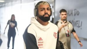 Foto: Gilvan de Souza / CRF - Vivendo momento de incerteza no flamengo, Gabigol é flagrado com a camisa do Corinthians