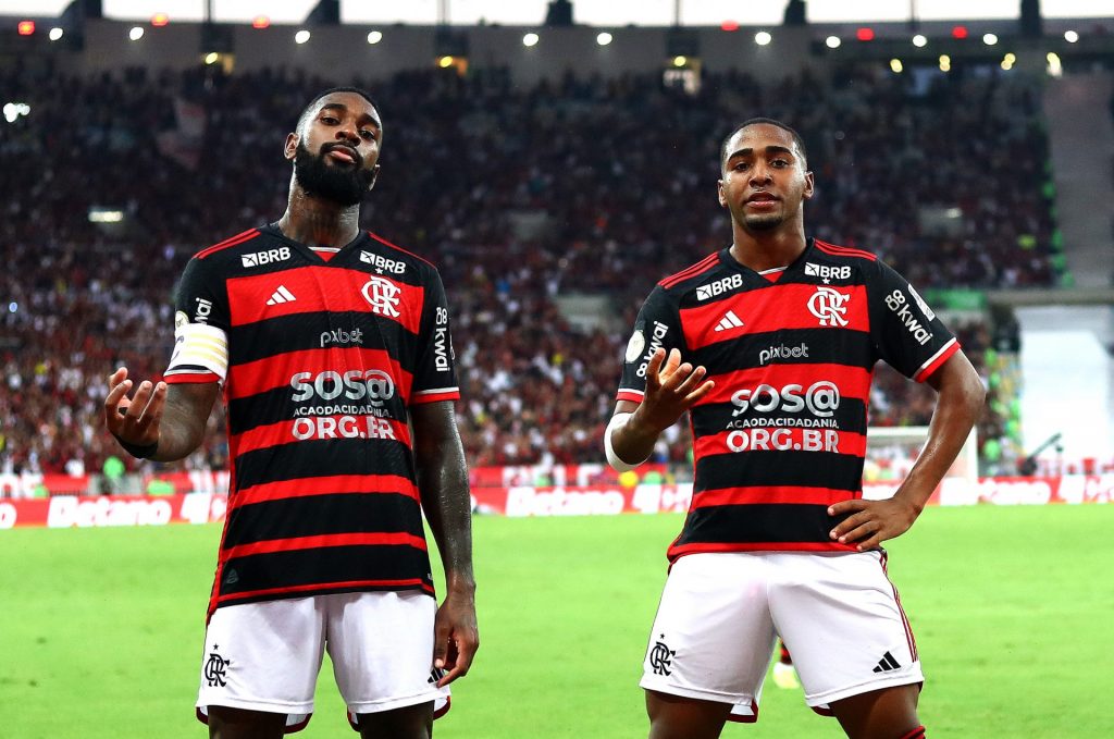 Foto: Gilvan de Souza e Marcelo Cortes / CRF - Lorran destacou sobre o resultado conquistado no Flamengo