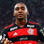 Foto: Gilvan de Souza e Marcelo Cortes / CRF - Lorran destacou sobre o resultado conquistado no Flamengo
