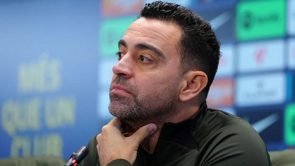 Foto: PAU BARRENA/AFP via Getty Images - O atacante pode atuar no Flamengo após falta de chances no Barcelona