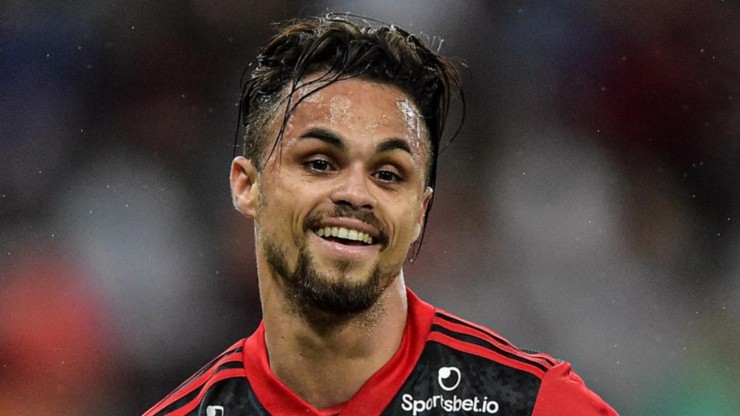 Foto: Thiago Ribeiro/AGIF - A diretoria do Flamengo busca o retorno de Michael