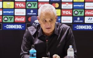 Foto: Reprodução/FlaTV - Tite desabafou durante coletiva sobre vaias da torcida do Flamengo