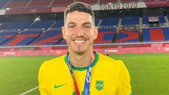 Foto: Reprodução / Redes Sociais - Zagueiro não descartou o acerto com o Flamengo