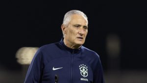 Foto: Lucas Figueiredo/CBF - Tite foi surpreendido com saída de volante do Flamengo