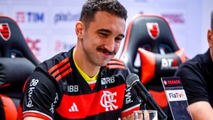 Foto: Marcelo Cortes / Flamengo - Durante entrevista, jogador se declarou ao clube