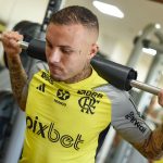 Foto: Marcelo Cortes / Flamengo - Futuro de Cebolinha é definido após interesse de clube do Catar