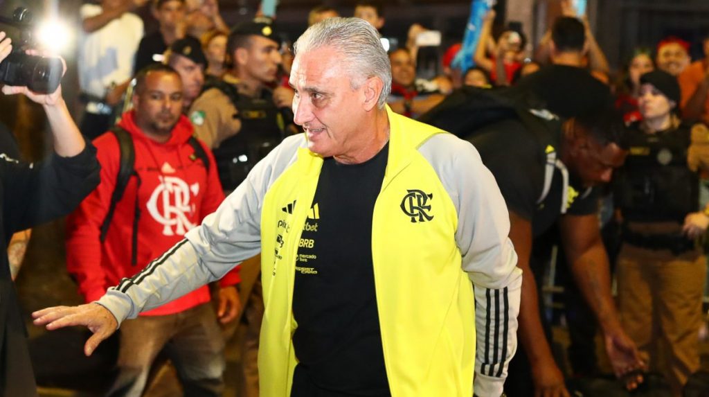 Foto: Marcelo Teixeira / Flamengo - Presidente do Atlético-GO rebate declaração de Tite