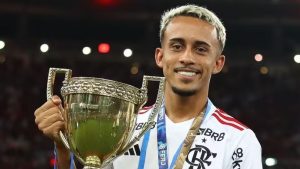 Foto: Arquivo pessoa - O meia não vem tendo oportunidades sob o comando de Tite no Flamengo