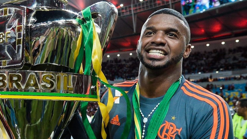 Foto: Buda Mendes/Getty Images - jogador teve uma passagem marcante no Flamengo