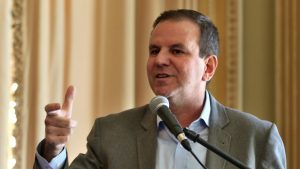 Foto: Tânia Rêgo/Agência Brasil - O prefeito vem buscando viabilizar o negócio entra Caixa e Flamengo