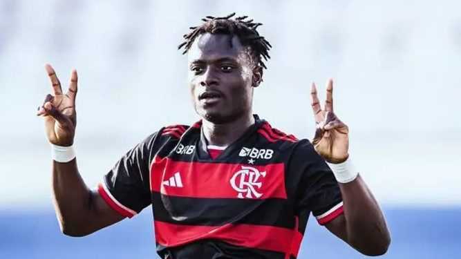 Foto: Marcelo Cortes / Flamengo - Jogador utilizou as redes sociais para se posicionar