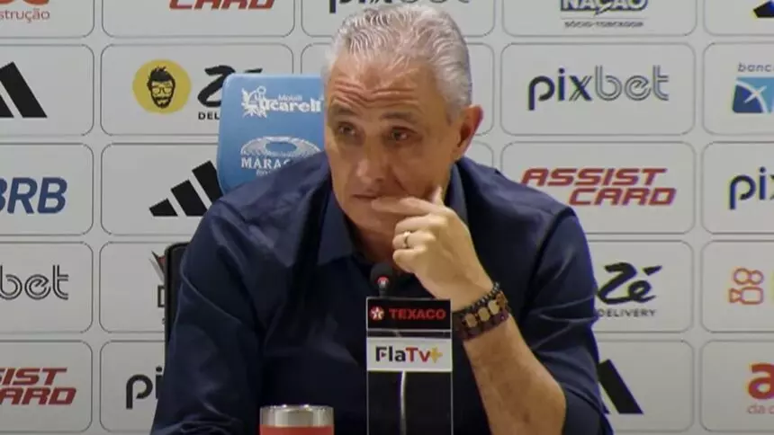 Foto: Reprodução/FlaTV - Tite perdeu a paciência durante coletiva após a classificação do Flamengo na Copa do Brasil