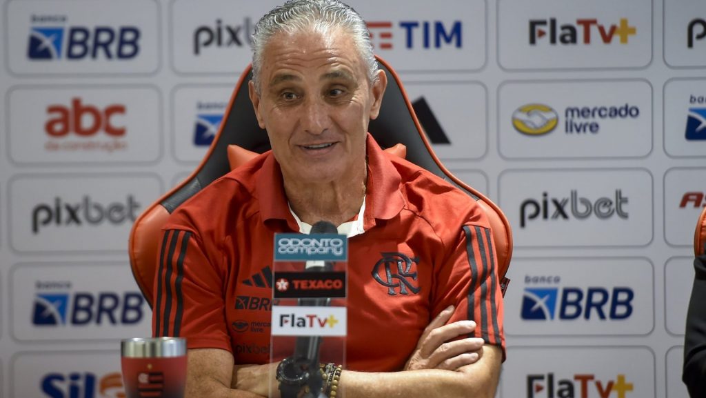 Foto: Marcelo Cortes / Flamengo - Tite fala sobre fragilidade defensiva do Flamengo