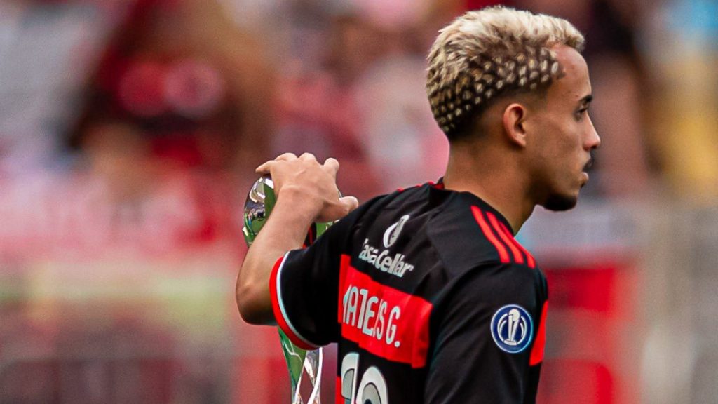 Foto: Divulgação / Flamengo - Matheus Gonçalves pode deixar o Flamengo após nova proposta do RB Bragantino