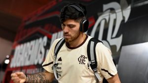 Foto: Marcelo Cortes / Flamengo - Goleiro pegou um pênalti na partida