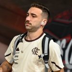 Foto: Marcelo Cortes / Flamengo - Léo Ortiz falou sobre atuar como volante no Flamengo