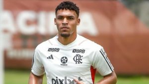Foto: Reprodução / Instagram - A diretoria do Flamengo vem trabalhando no mercado