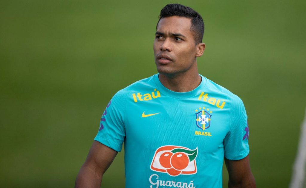 Foto: CBF/Flickr- Alex Sandro - O jogador se tornou desejo do Flamengo para temporada