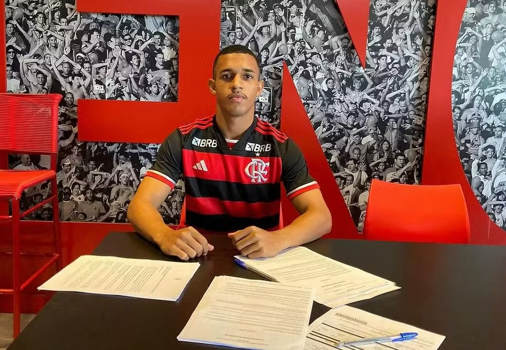 Thiago Medeiros assinou com o Flamengo em 2024